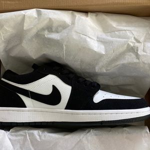 Men’s Jordan 1 Retro Lows